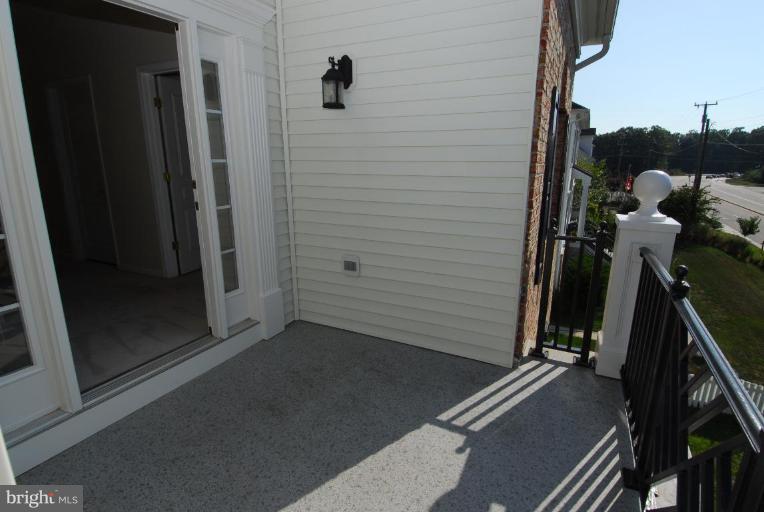 9213 Hooes Road Lorton, VA 22079 - Photo 6 of 22 Unique #2