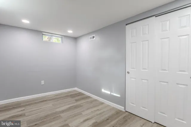 a view of empty room