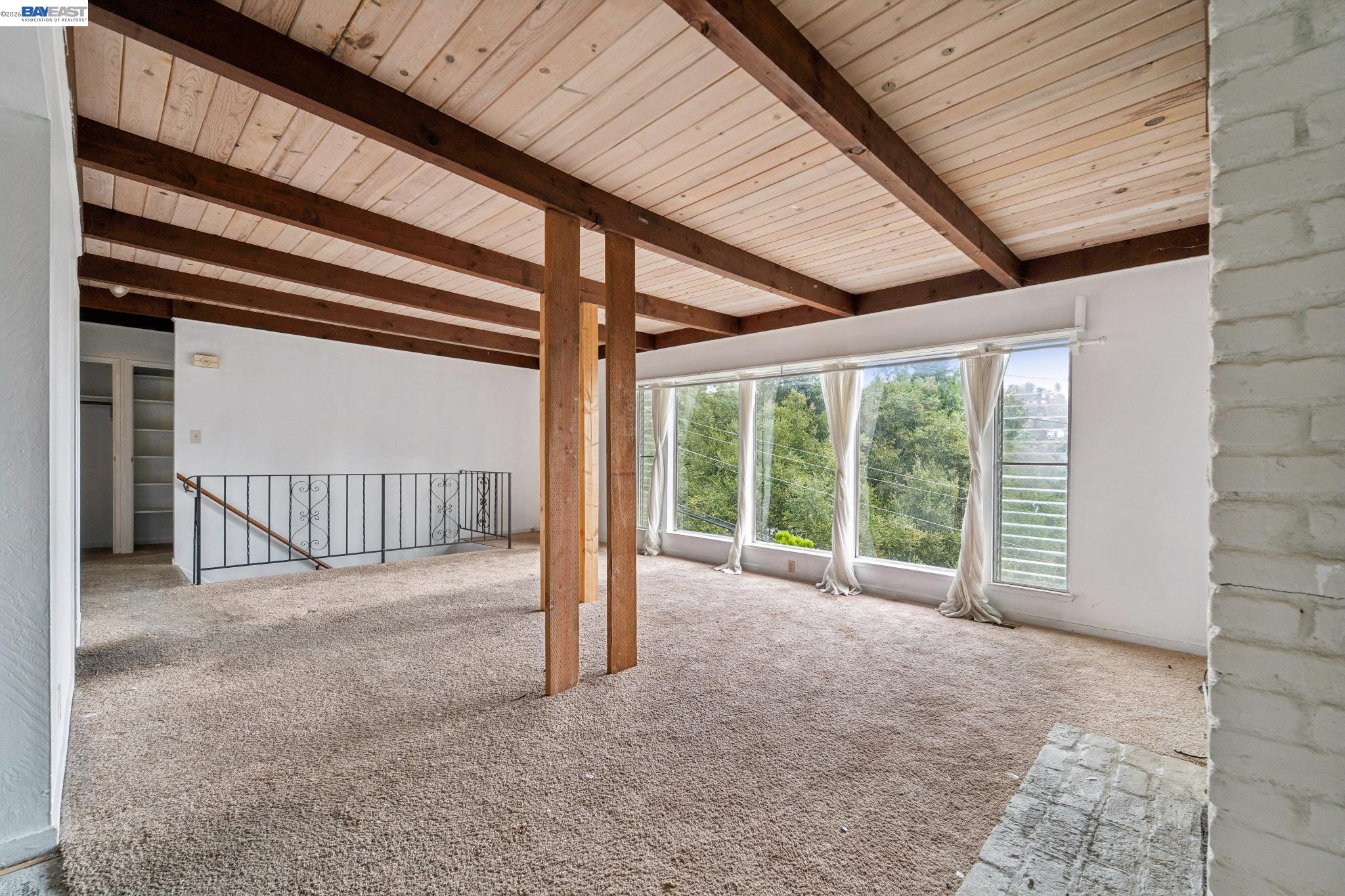 6151 Valley View Road Oakland, CA 94611 - Photo 13 of 37 Gallery Image 13