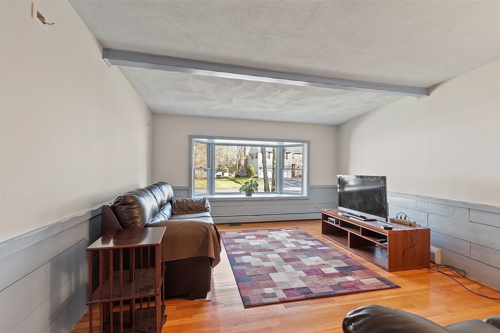 106 Berkeley Road North Andover, MA 01845 - Photo 11 of 42