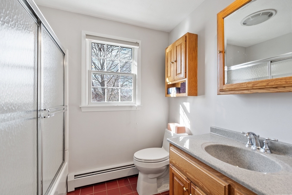 106 Berkeley Road North Andover, MA 01845 - Photo 17 of 42