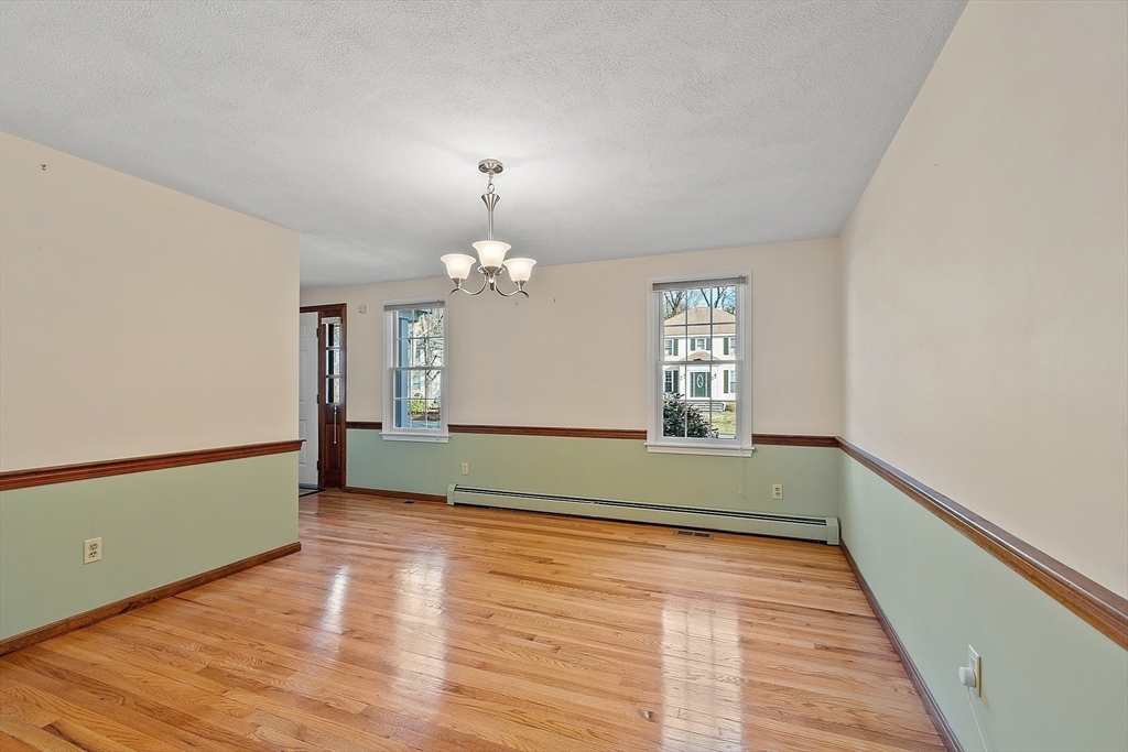 106 Berkeley Road North Andover, MA 01845 - Photo 10 of 42