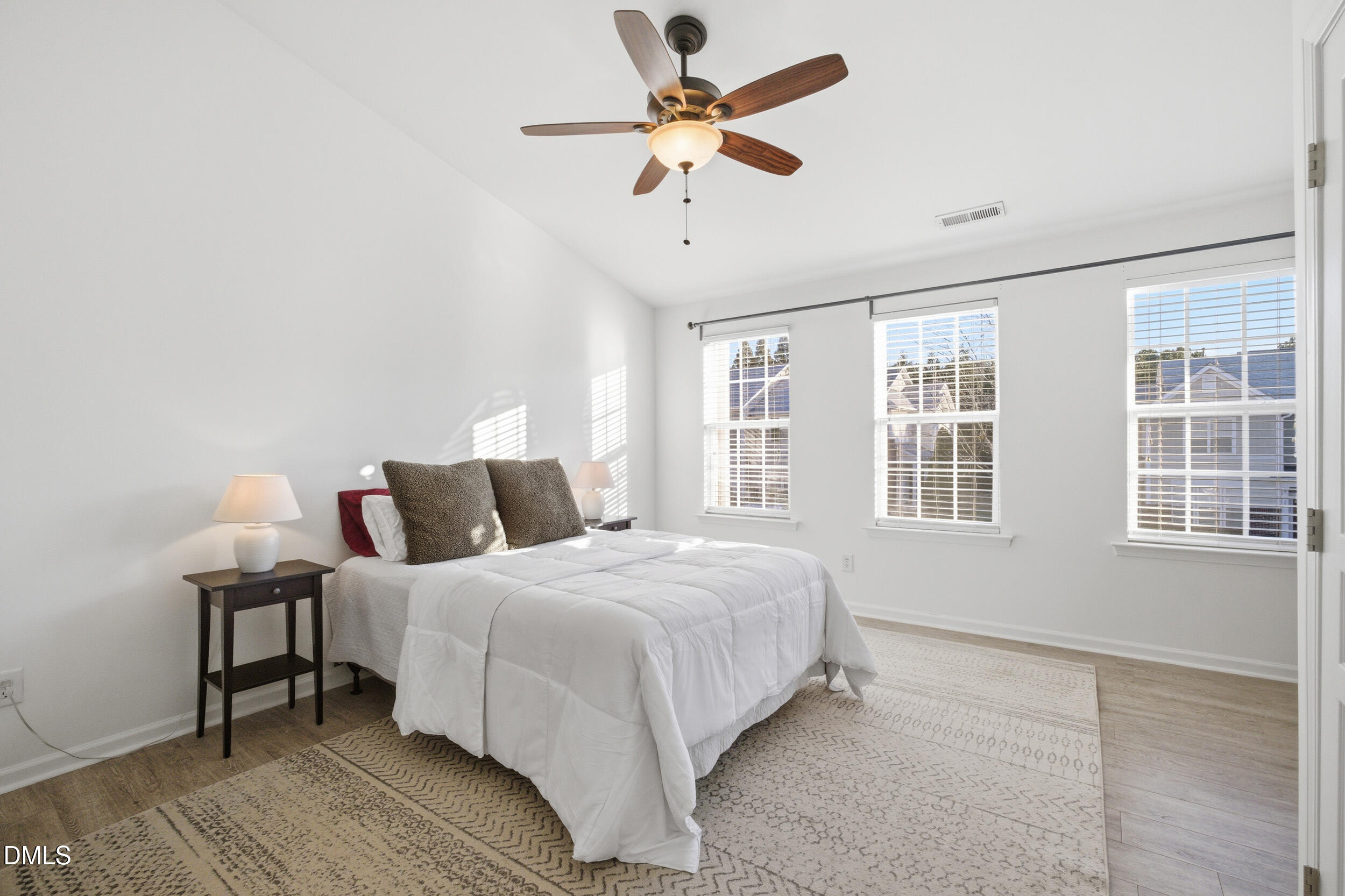7864 Silverthread Lane Raleigh, NC 27617 - Photo 21 of 50 17_img_2629