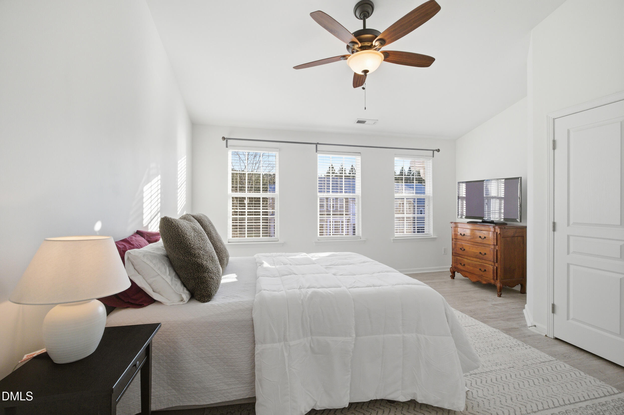 7864 Silverthread Lane Raleigh, NC 27617 - Photo 22 of 50 18_img_2632