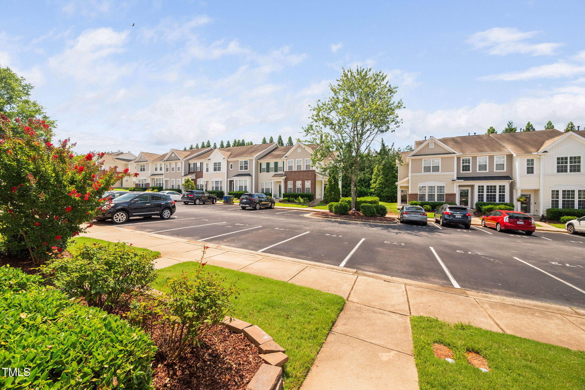 7864 Silverthread Lane Raleigh, NC 27617 - Photo 39 of 50 6-web-or-mls-7864-silverthread-ln
