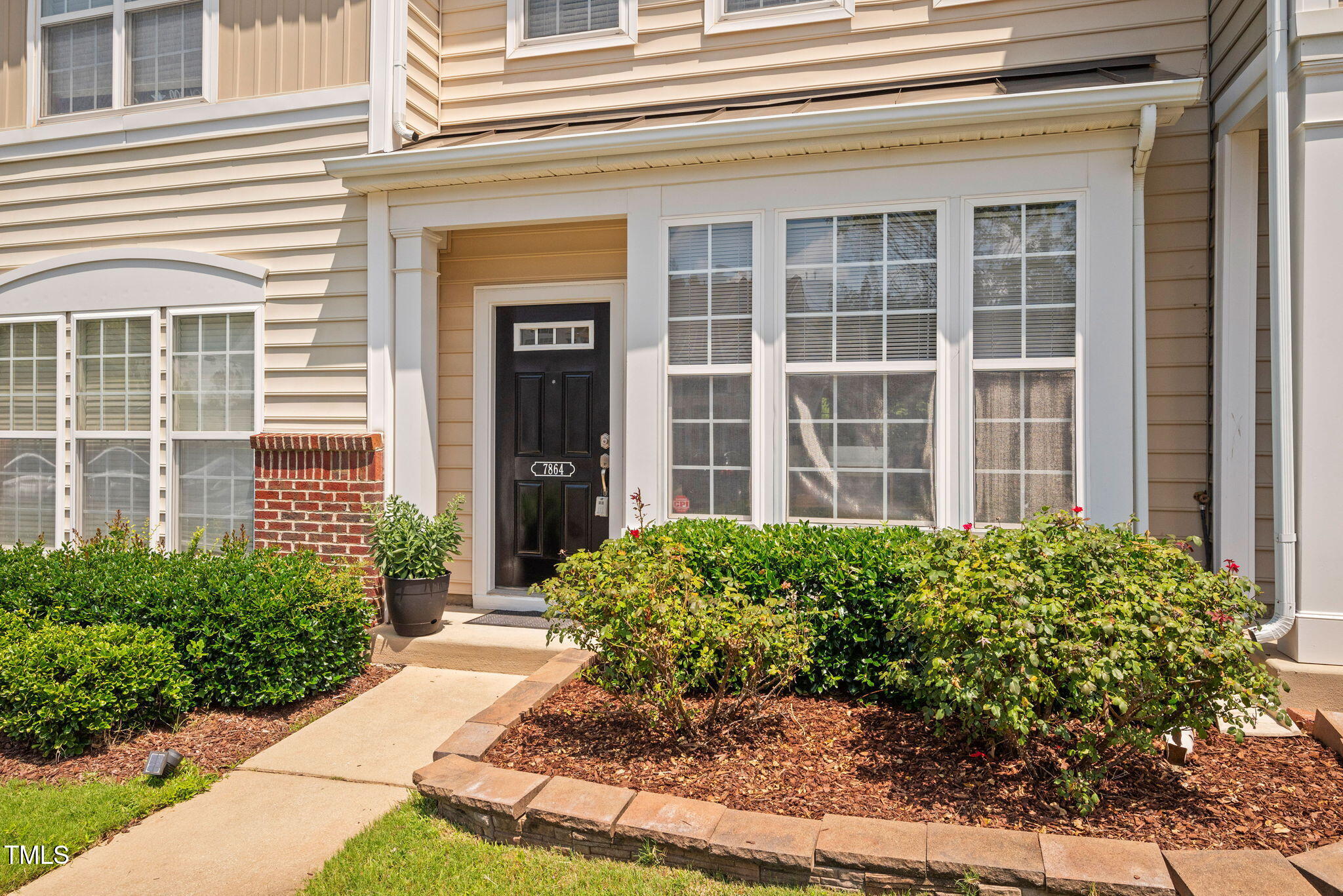 7864 Silverthread Lane Raleigh, NC 27617 - Photo 4 of 50 3-web-or-mls-7864-silverthread-ln