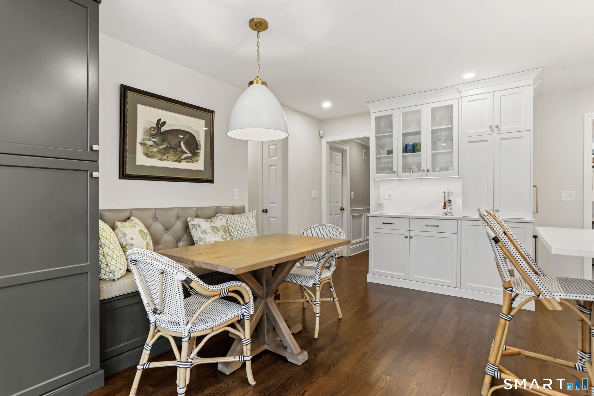 165 Hemlock Hills Road South Fairfield, CT 06824 - Photo 13 of 41