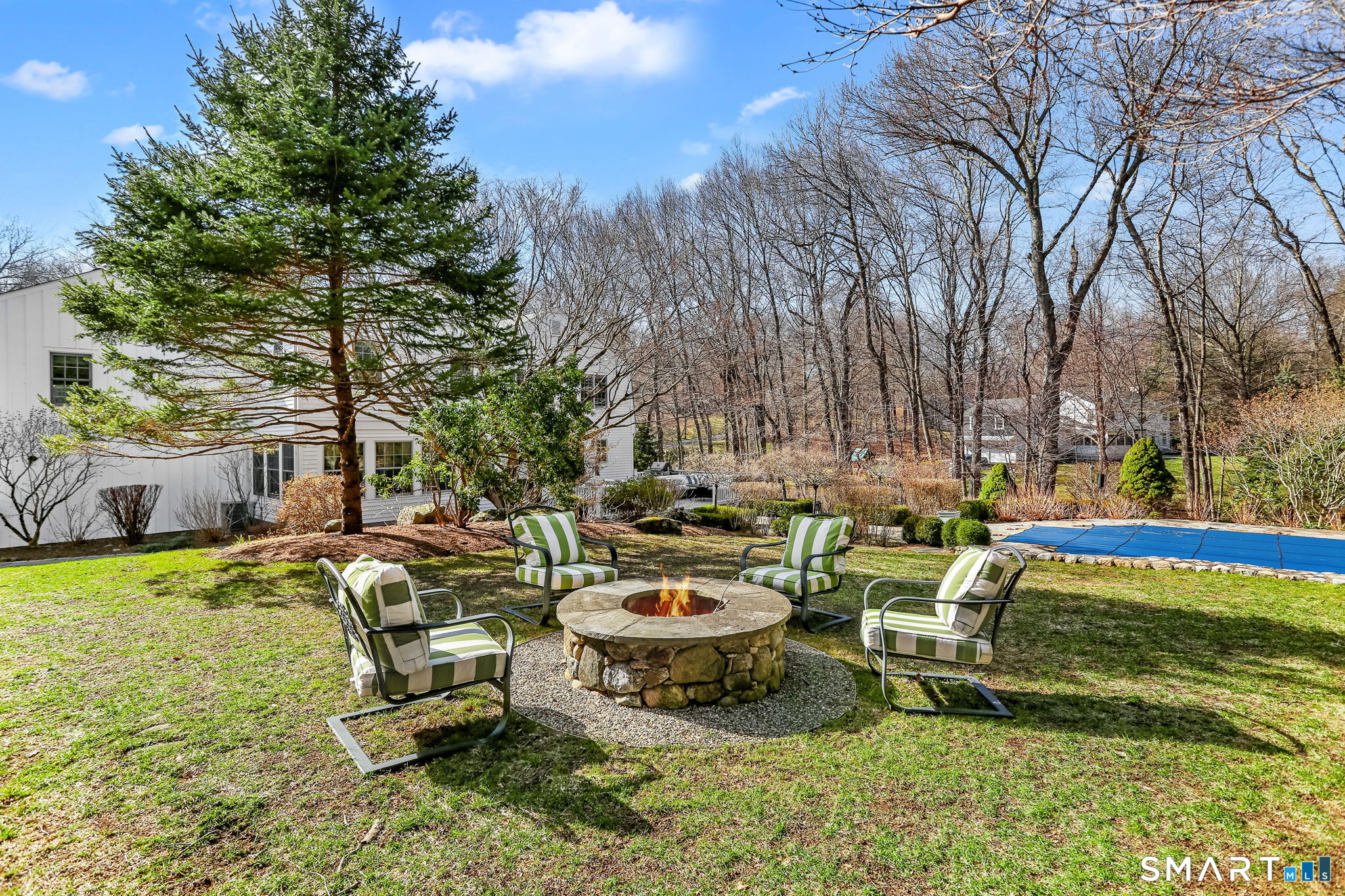 165 Hemlock Hills Road South Fairfield, CT 06824 - Photo 35 of 41