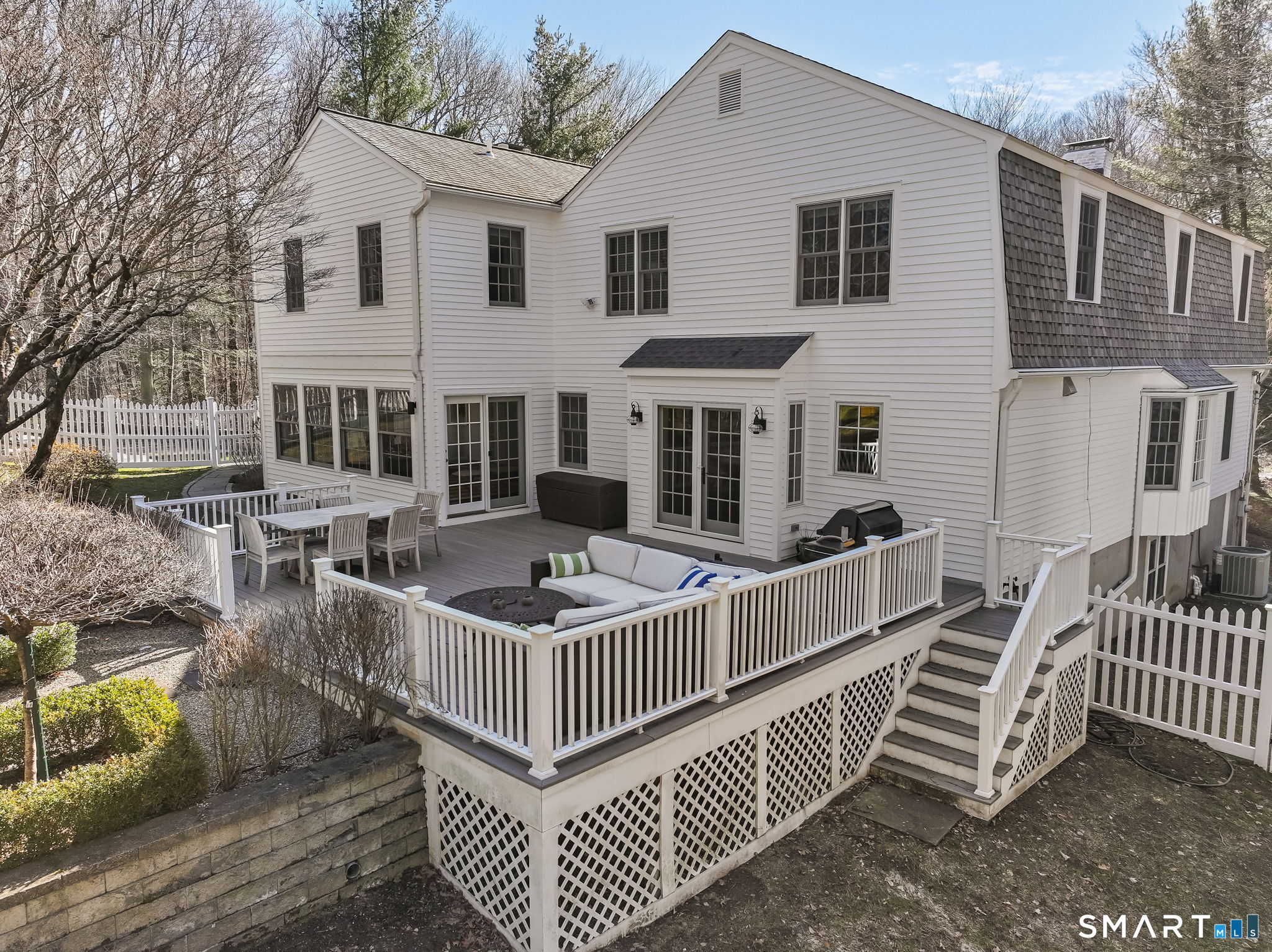 165 Hemlock Hills Road South Fairfield, CT 06824 - Photo 39 of 41