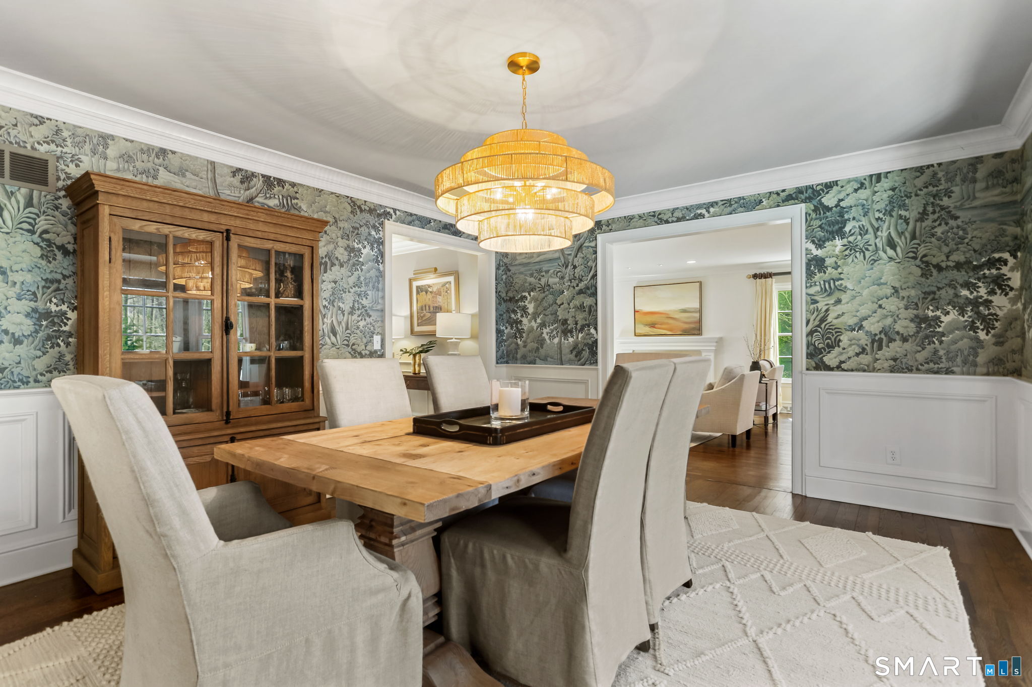 165 Hemlock Hills Road South Fairfield, CT 06824 - Photo 10 of 41