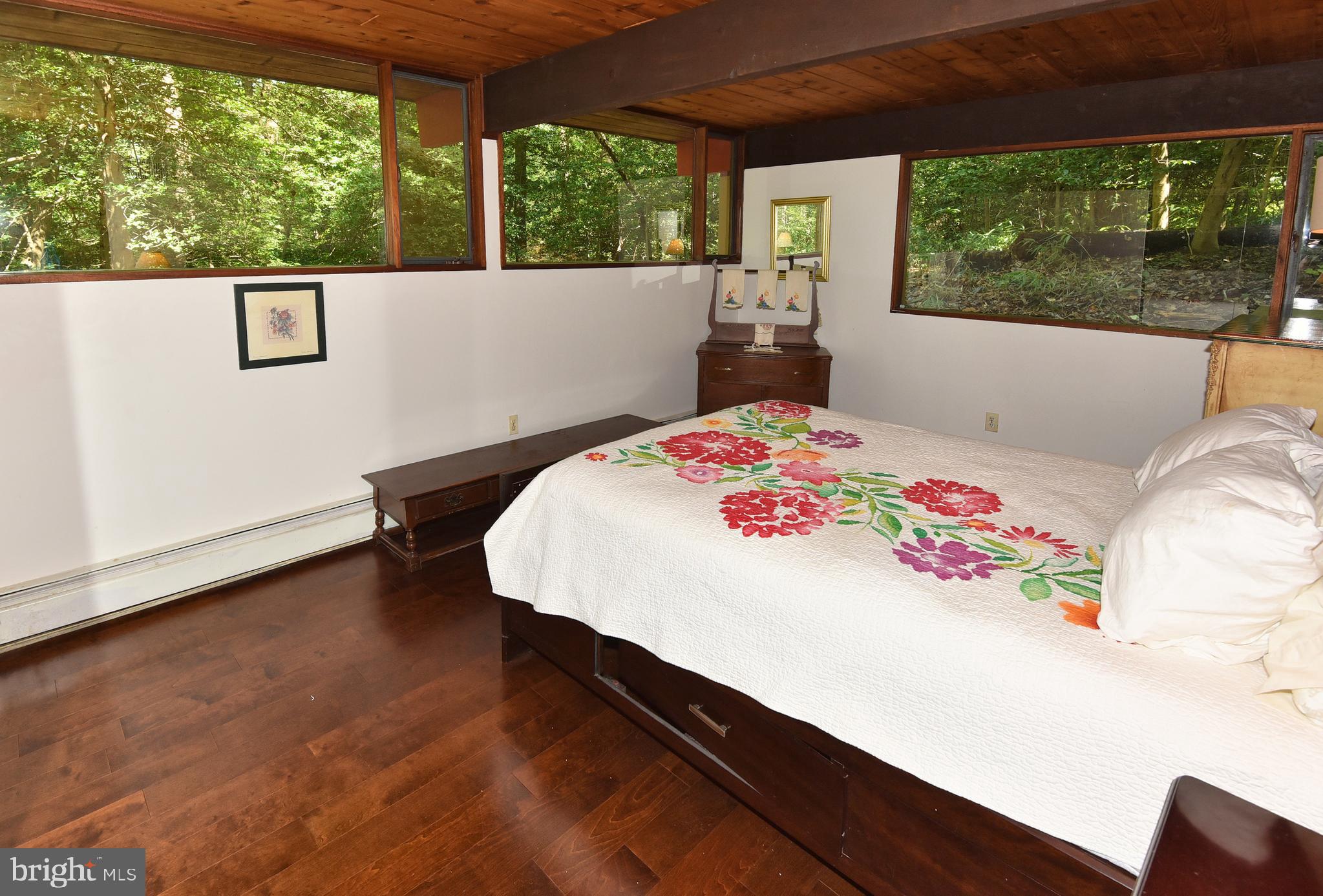 514 Epping Forest Road Annapolis, MD 21401 - Photo 22 of 53 Second Bedroom with Hardwood Floors