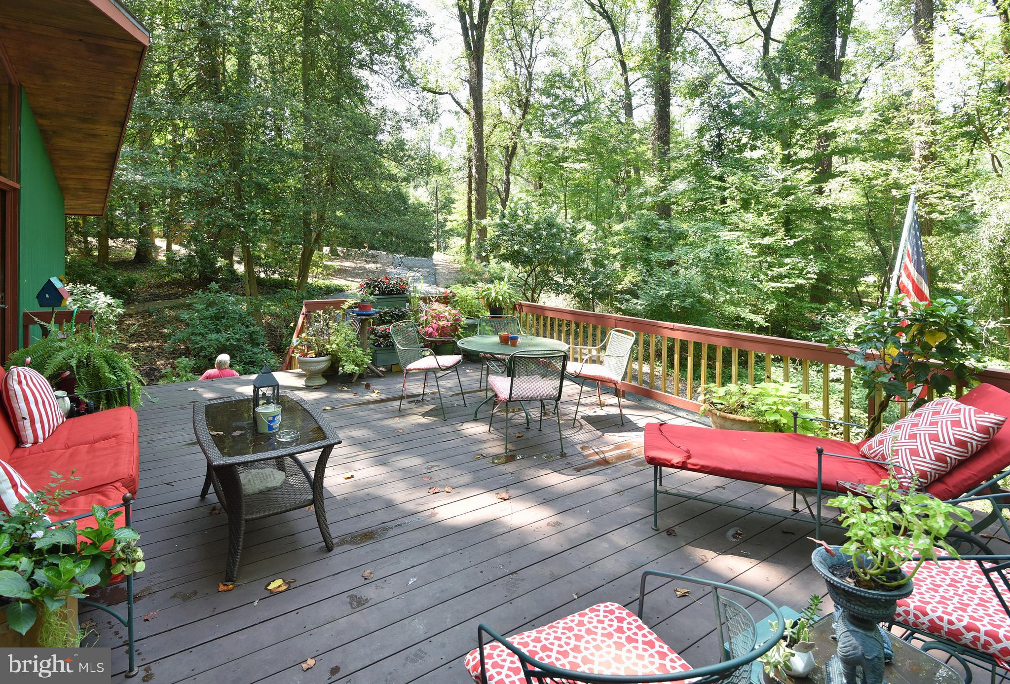 514 Epping Forest Road Annapolis, MD 21401 - Photo 33 of 53 Extra Large Deck for Entertaining