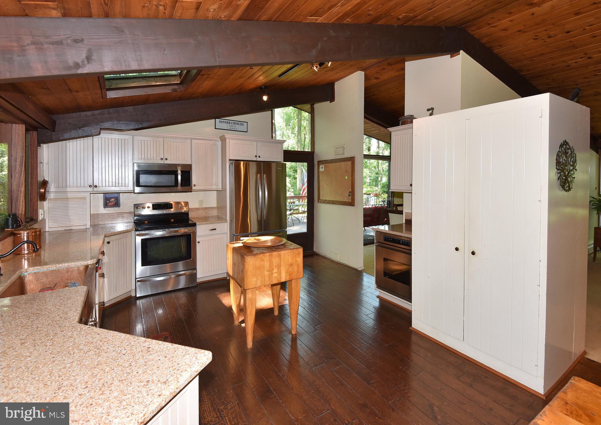 514 Epping Forest Road Annapolis, MD 21401 - Photo 6 of 53 Hardwood Floors