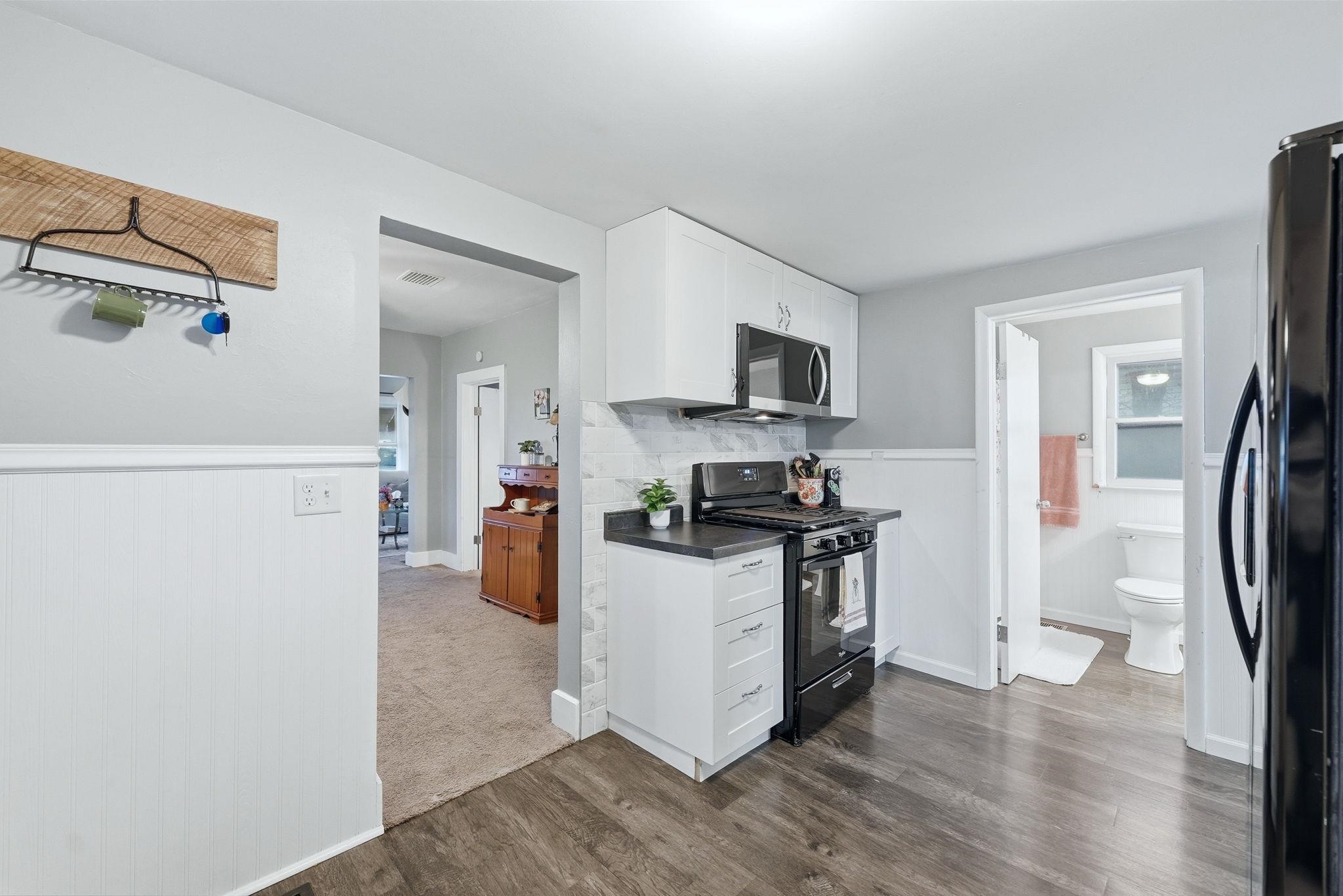 103 North Grand Avenue Ashley, IN 46705 - Photo 13 of 36