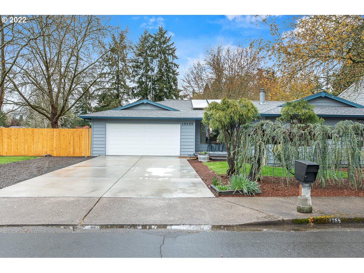 19255 Southwest Prospect Street Aloha, OR 97078 - Photo 2 of 30 Gallery Image 2