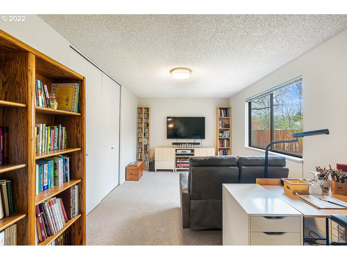 19255 Southwest Prospect Street Aloha, OR 97078 - Photo 10 of 30 Gallery Image 10