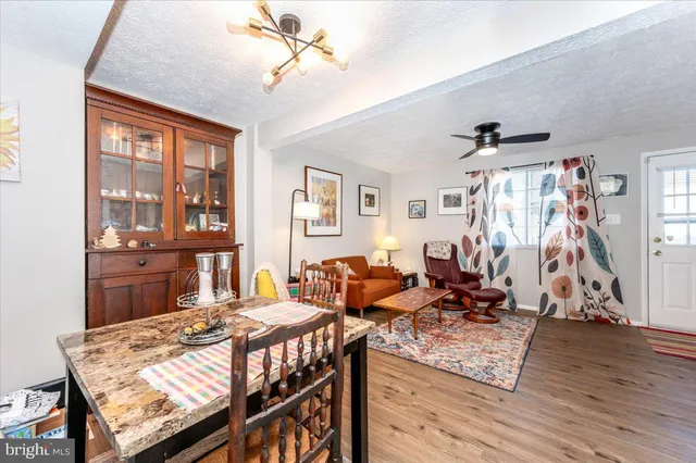 $320,000 | 6813 Farmbrook Court, Frederick, MD 21703