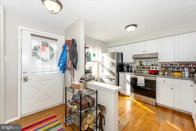 $320,000 | 6813 Farmbrook Court, Frederick, MD 21703