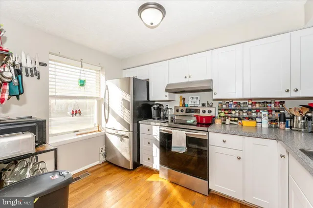 $320,000 | 6813 Farmbrook Court, Frederick, MD 21703