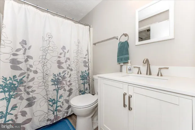 $320,000 | 6813 Farmbrook Court, Frederick, MD 21703