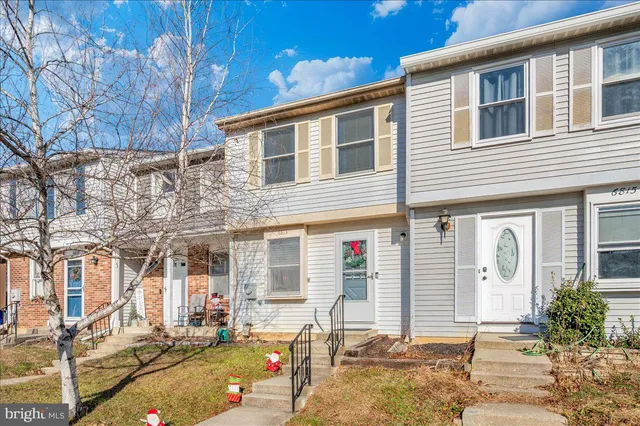 $320,000 | 6813 Farmbrook Court, Frederick, MD 21703