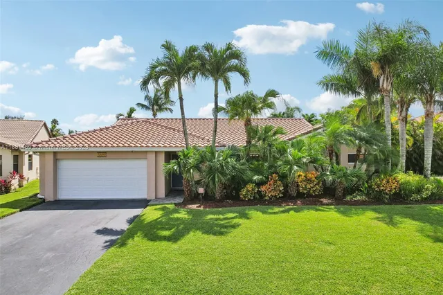 $855,000 | 5610 Windover Way, Davie, FL 33331