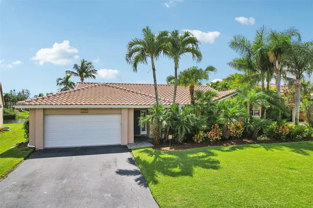 $855,000 | 5610 Windover Way, Davie, FL 33331