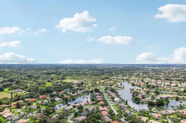 $855,000 | 5610 Windover Way, Davie, FL 33331