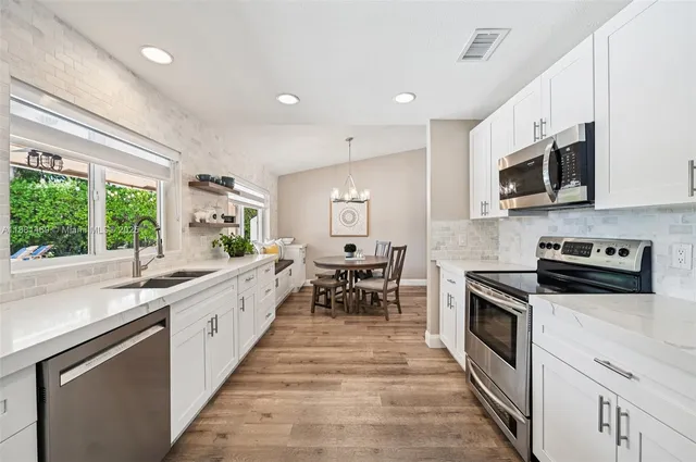 $855,000 | 5610 Windover Way, Davie, FL 33331