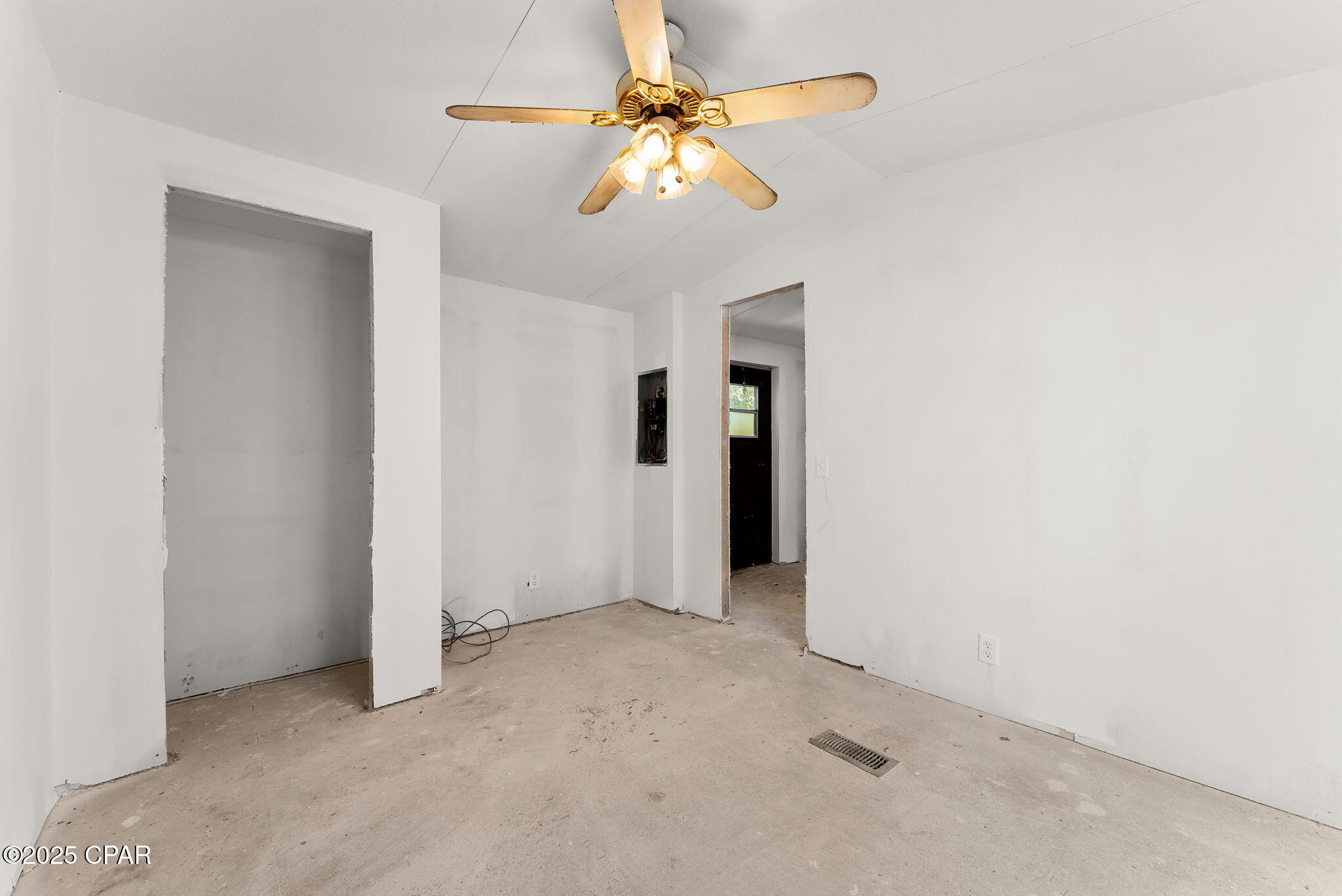 2122 West 29th Street Panama City, FL 32405 - Photo 10 of 19