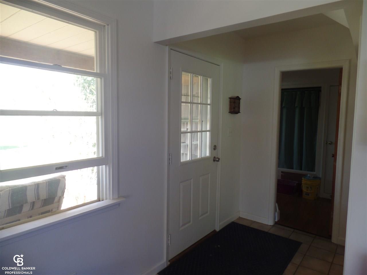 37480 Hebel Road Richmond, MI 48062 - Photo 17 of 58 31289893-16.JPG