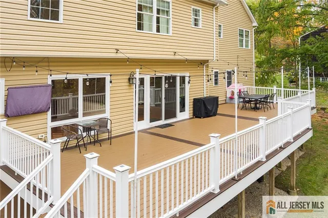 $1,575,000 | 21 Angus Lane, Warren, NJ 07059