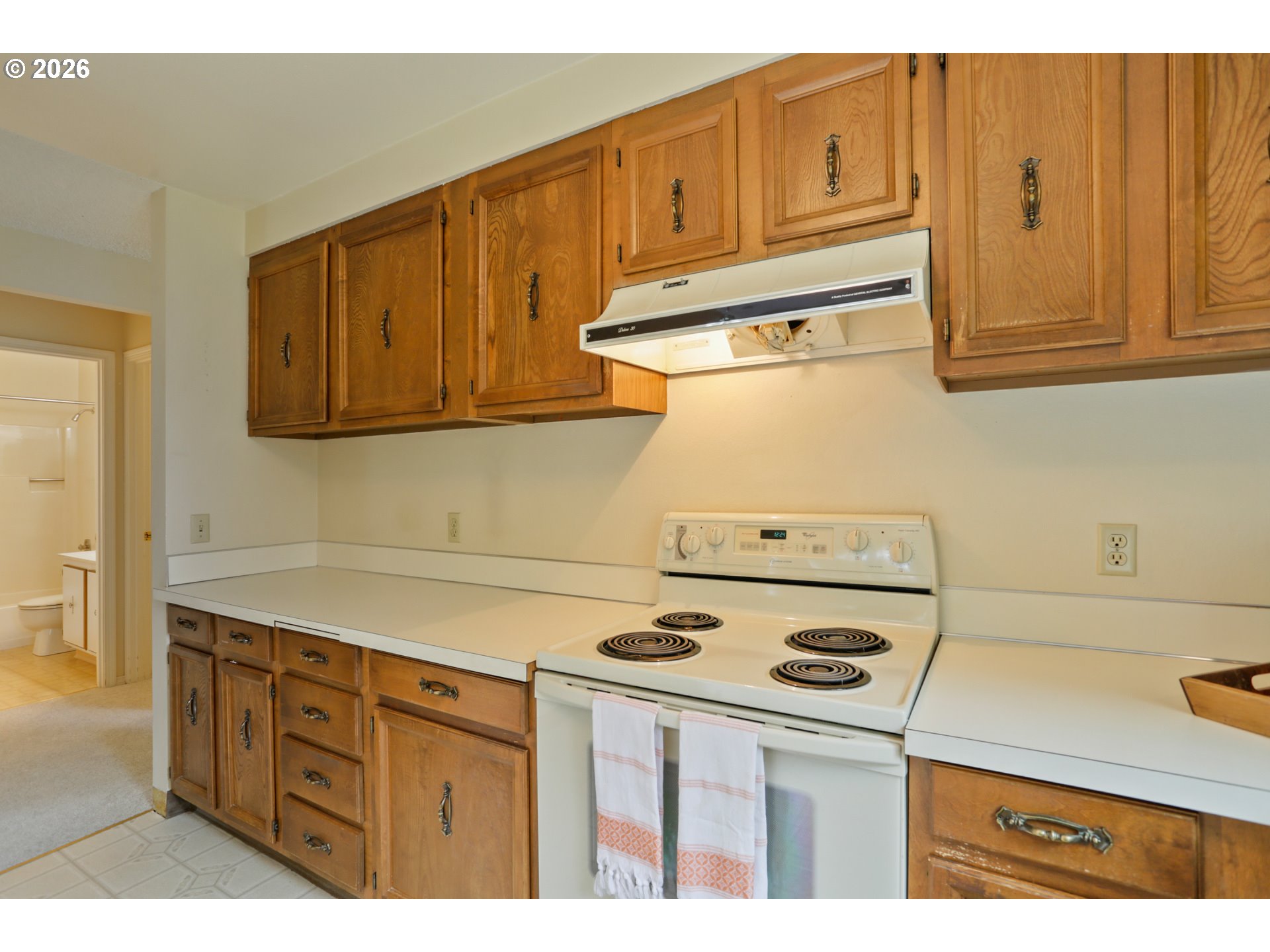 5113 Southwest Oleson Road Portland, OR 97225 - Photo 11 of 29