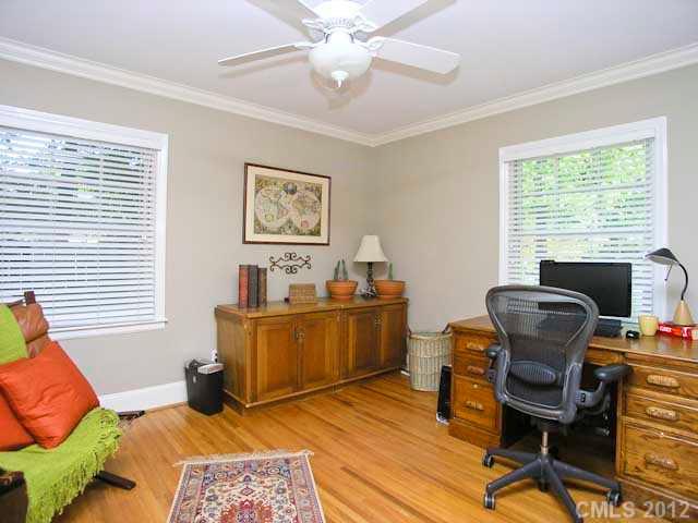 319 Heathwood Road Charlotte, NC 28211 - Photo 13 of 16 Gallery Image 13