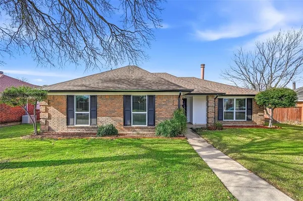 $354,900 | 210 South Malone Road, Allen, TX 75002