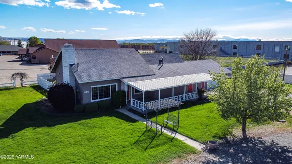 $355,000 | 270 Cheyne Road, Zillah, WA 98953
