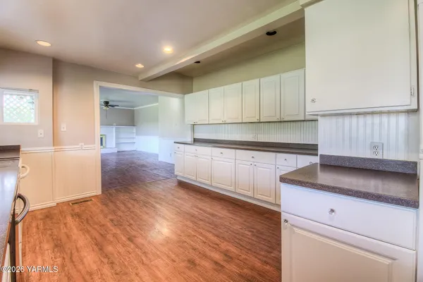 $355,000 | 270 Cheyne Road, Zillah, WA 98953