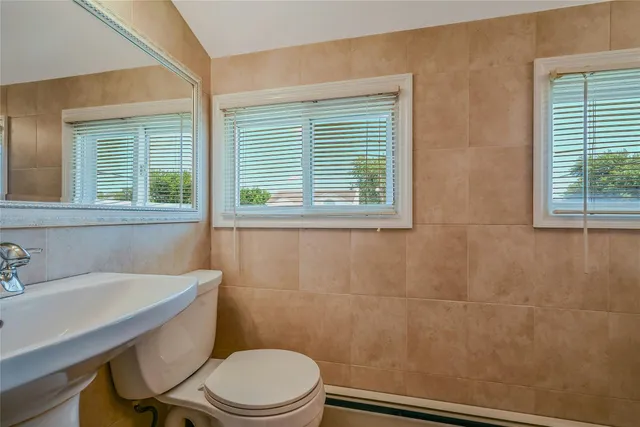 $698,888 | 532 Alwick Avenue, West Islip, NY 11795