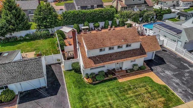 $698,888 | 532 Alwick Avenue, West Islip, NY 11795