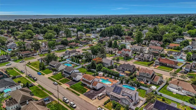 $698,888 | 532 Alwick Avenue, West Islip, NY 11795