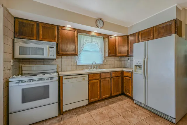 $698,888 | 532 Alwick Avenue, West Islip, NY 11795