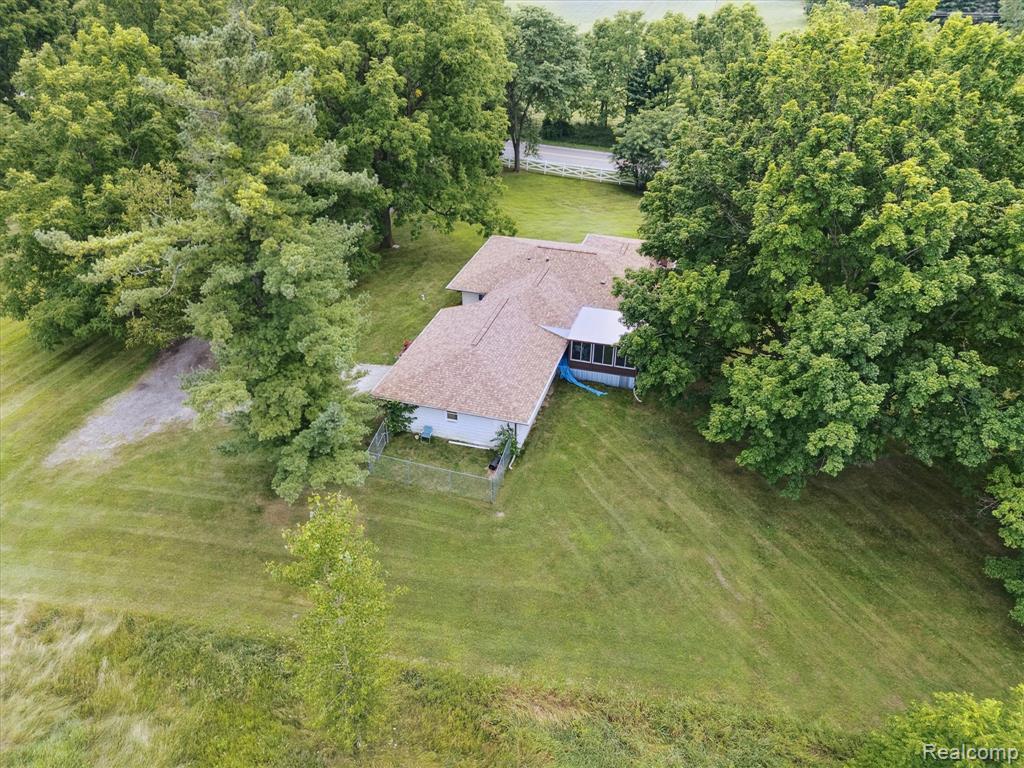 7467 McCandlish Road Grand Blanc, MI 48439 - Photo 40 of 47 Gallery Image 40