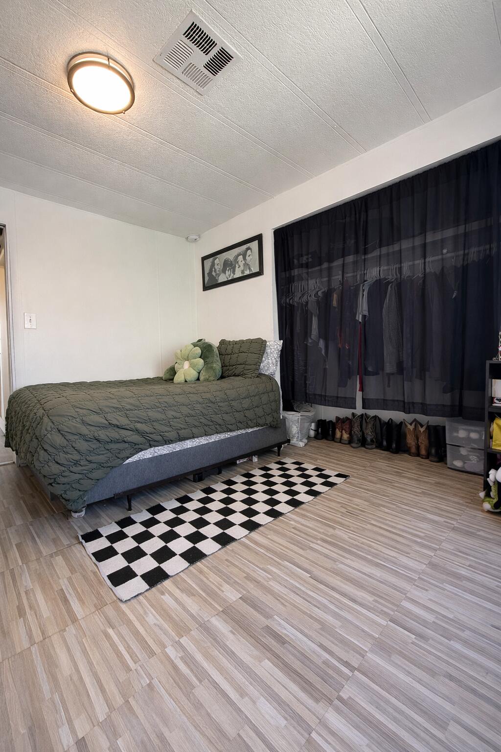 6117 Valley View Street, Unit 22 Joshua Tree, CA 92252 - Photo 13 of 17 ChatGPT Image Mar 18, 2026, 07_09_30 PM