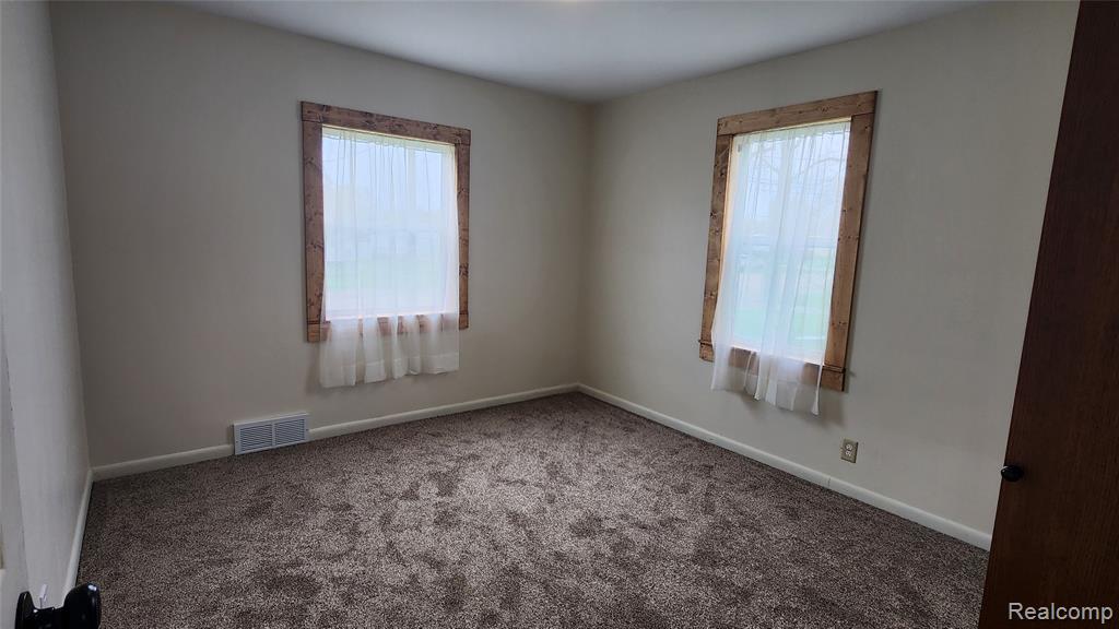 1233 Coldwater Road Flint, MI 48505 - Photo 11 of 22