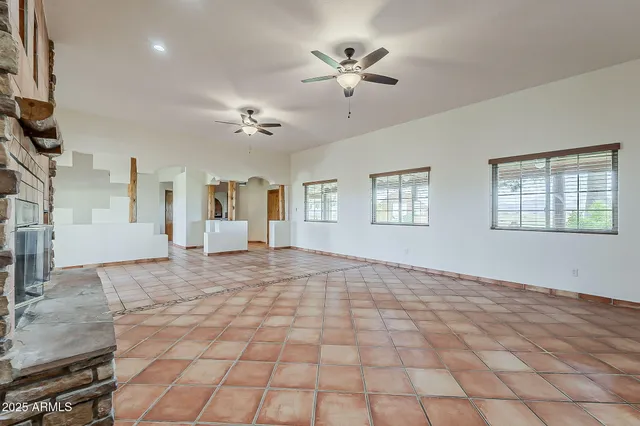 $960,000 | 7496 South Linda Lou Road, Eloy, AZ 85131