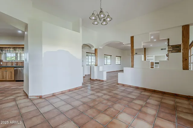 $960,000 | 7496 South Linda Lou Road, Eloy, AZ 85131