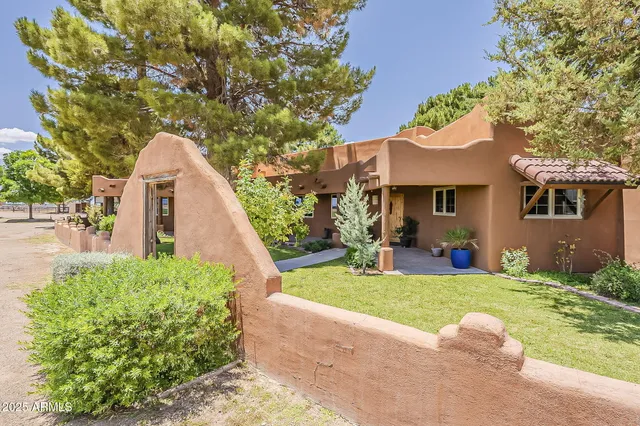 $960,000 | 7496 South Linda Lou Road, Eloy, AZ 85131