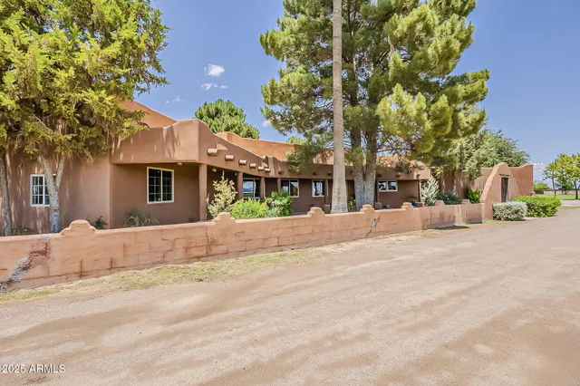 $960,000 | 7496 South Linda Lou Road, Eloy, AZ 85131