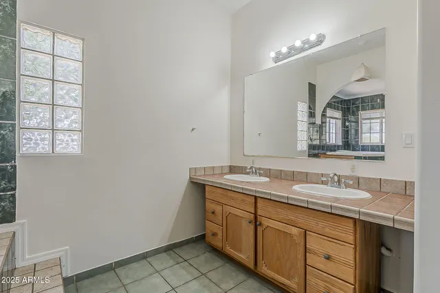 $960,000 | 7496 South Linda Lou Road, Eloy, AZ 85131