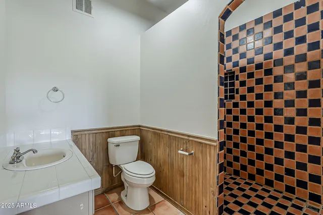 $960,000 | 7496 South Linda Lou Road, Eloy, AZ 85131